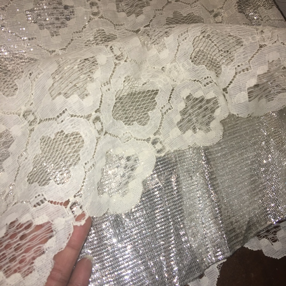 R&K Orginals Silver and white Sheath Dress*HP* - Picture 6 of 8