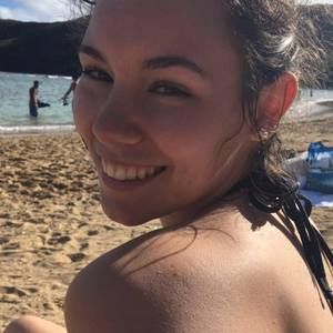 Meet your Posher, Brittany