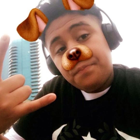 Meet your Posher, Chris - Picture 1 of 1