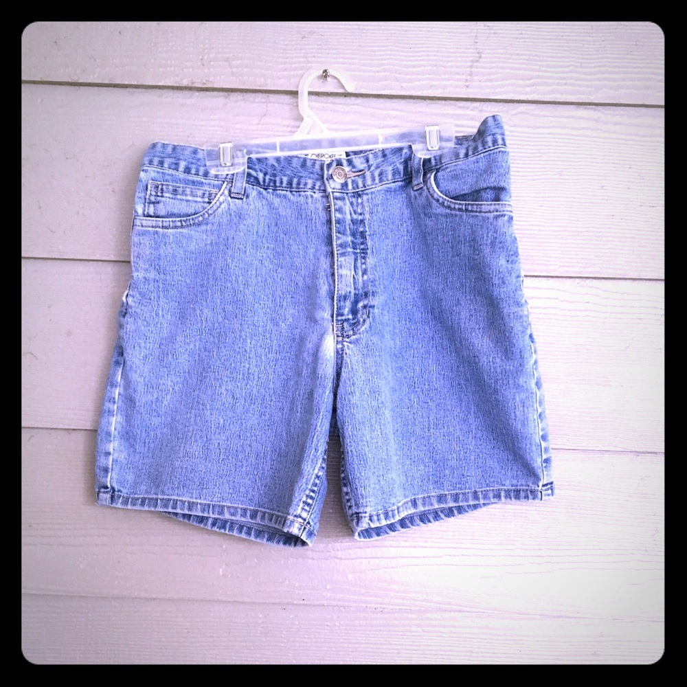 Cherokee Medium Light Wash Denim Jean Shorts Sz 4
