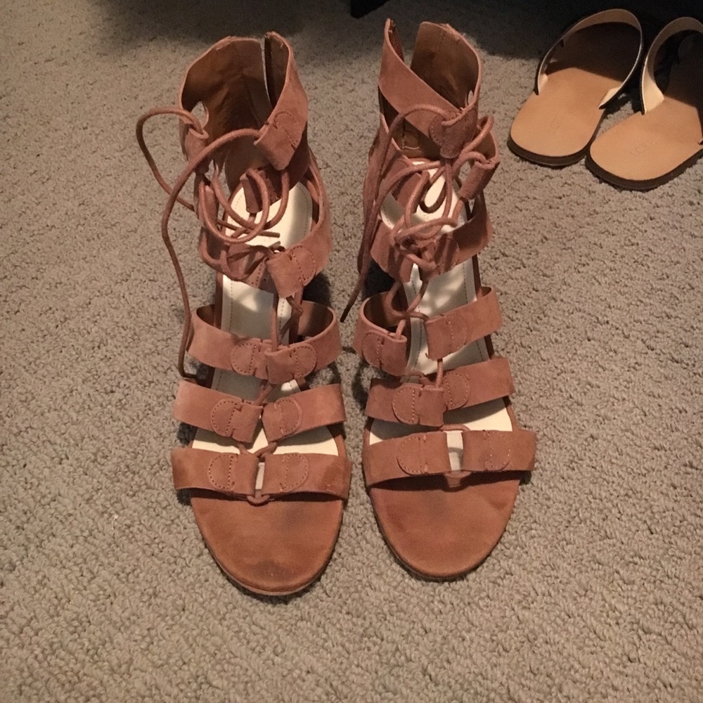 Sexy lace up suede leather heeled bootie brown 8.5