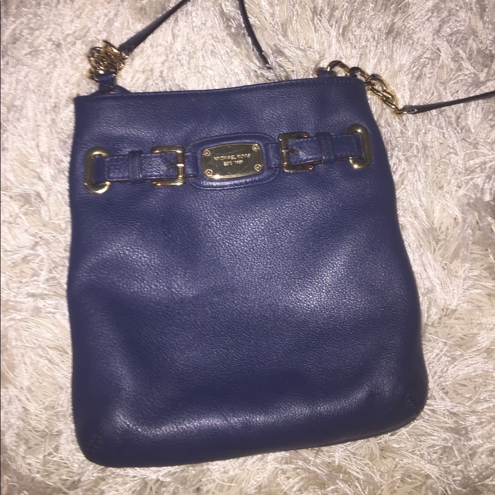 💯 authentic MK crossbody bag