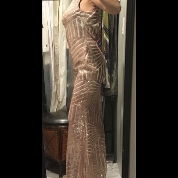 HP๐SALE๐ปRose gold sequin gown - Picture 6 of 7