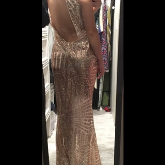 HP๐SALE๐ปRose gold sequin gown - Picture 7 of 7