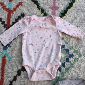EUC Set of 3 Gap 🦄🦄🦄 Long sleeved Onesies