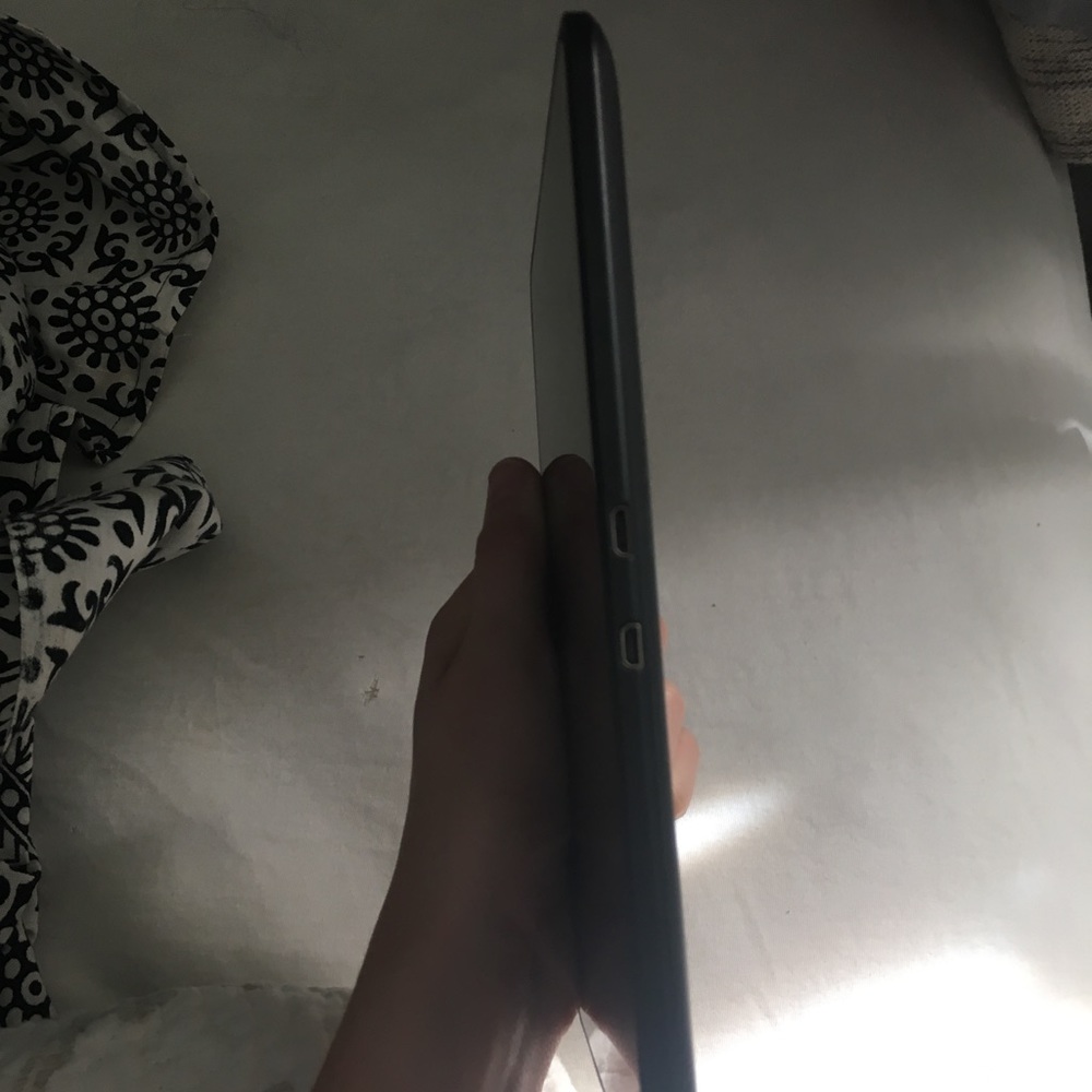 Amazon Kindle Fire - Picture 4 of 4