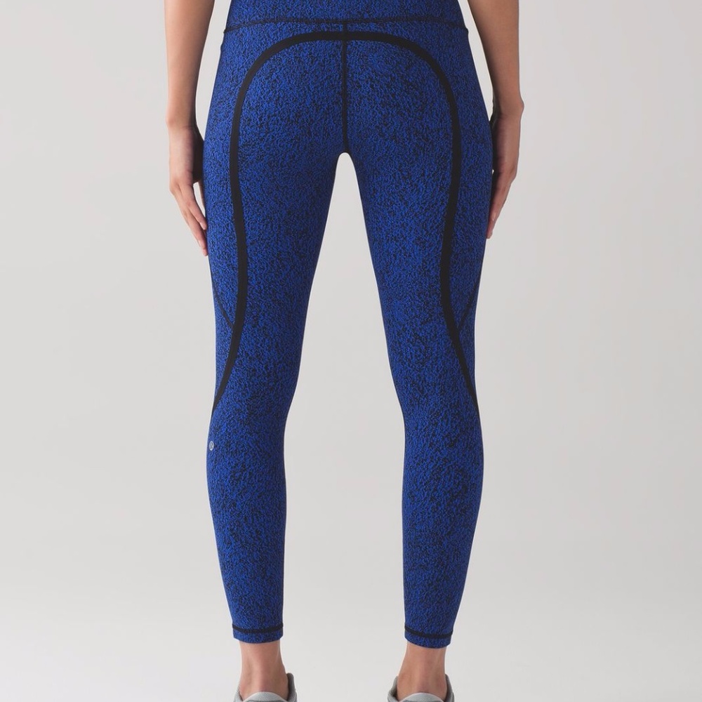Lululemon On Track Tight Circuit Size 8