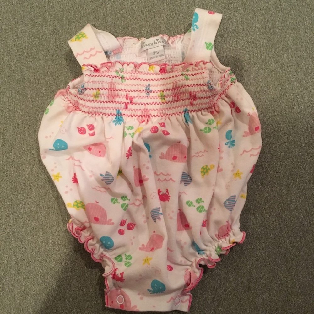 Kissy Kissy Bubble outfit