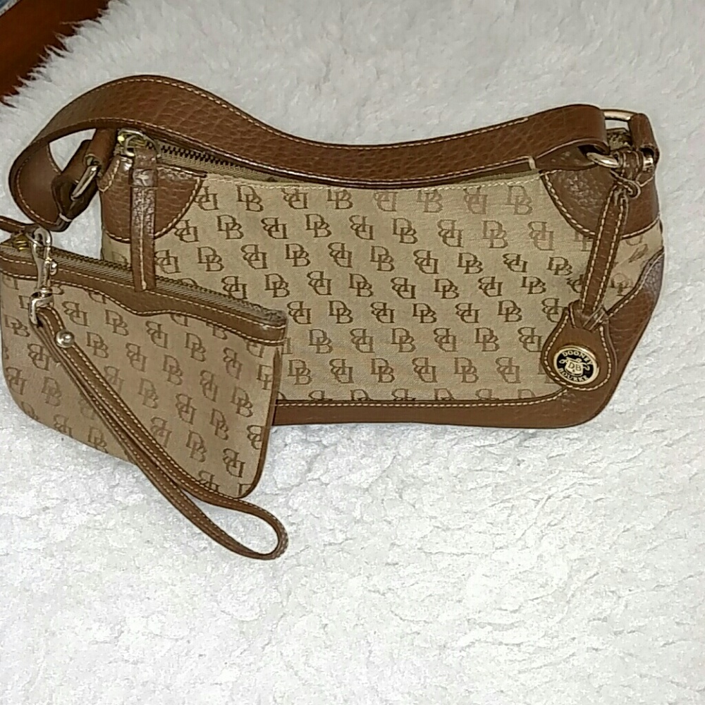 Dooney & Bourke purse & change purse - Picture 1 of 5