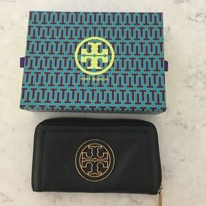 Tory Burch Continental Wallet