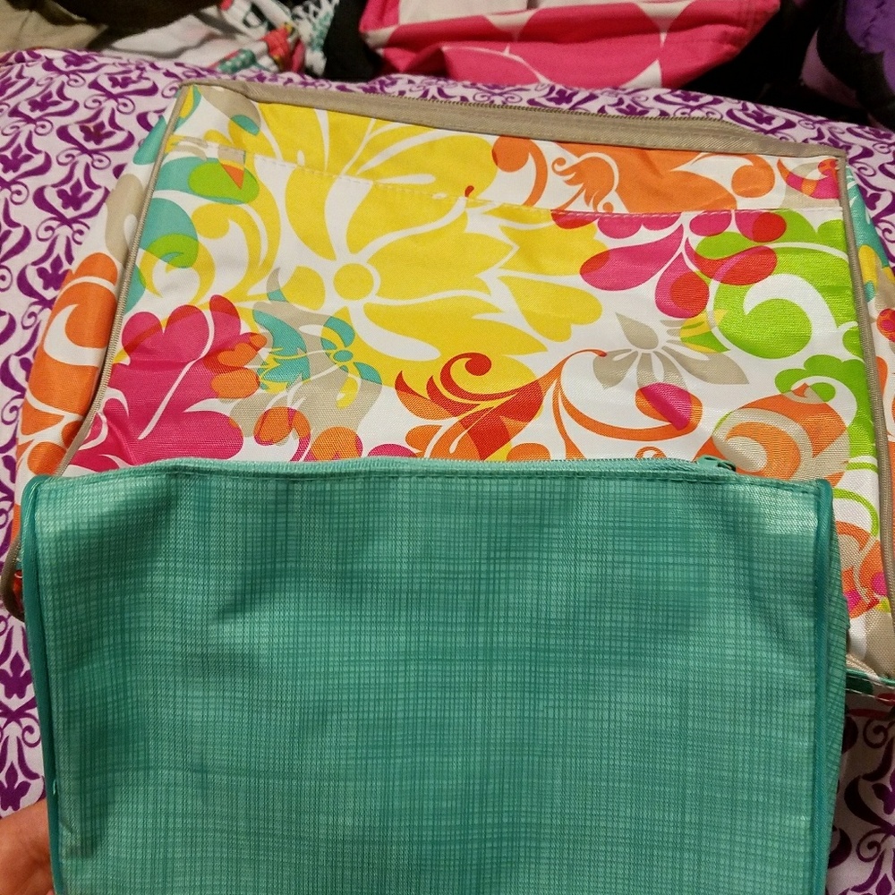 Thirty one cosmetic bag in island damask