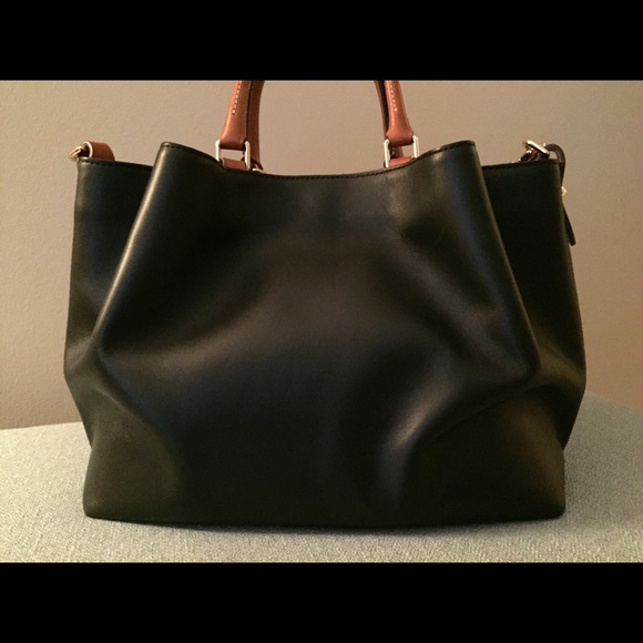 Dooney & Bourke Large City Barlow - Black - Picture 2 of 7
