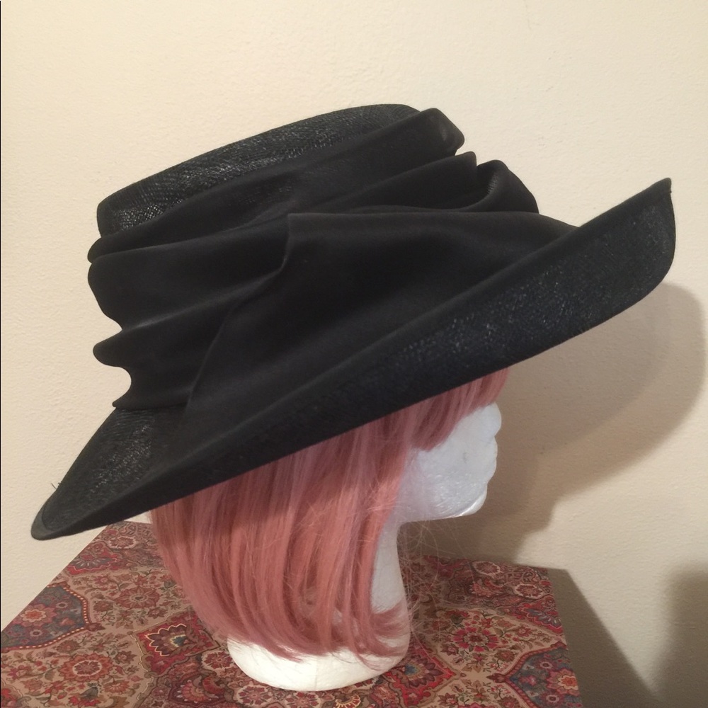 Vintage DERBY STYLE Black hat