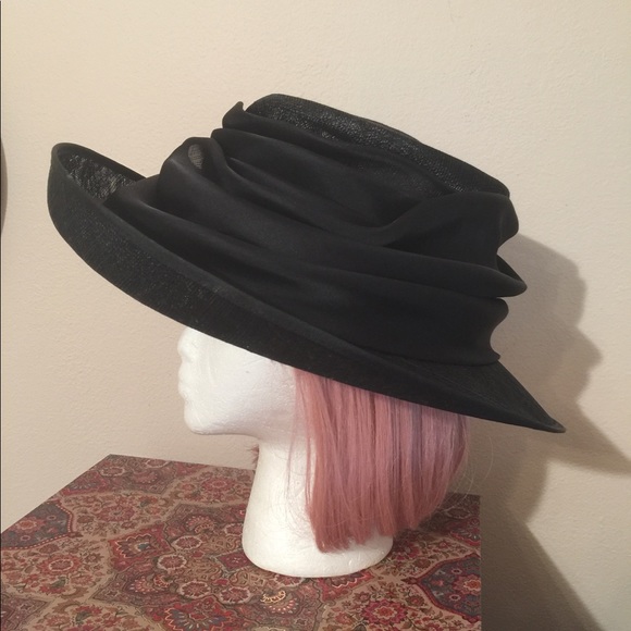 Vintage DERBY STYLE Black hat