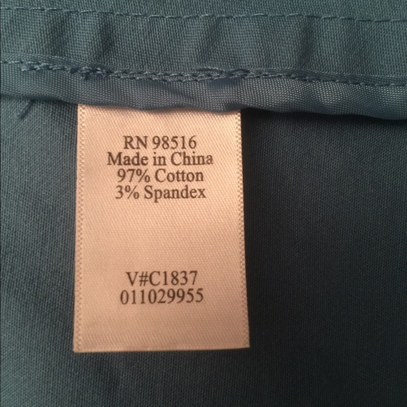 Robins Egg Blue 3 button cape/jacket - Picture 7 of 7