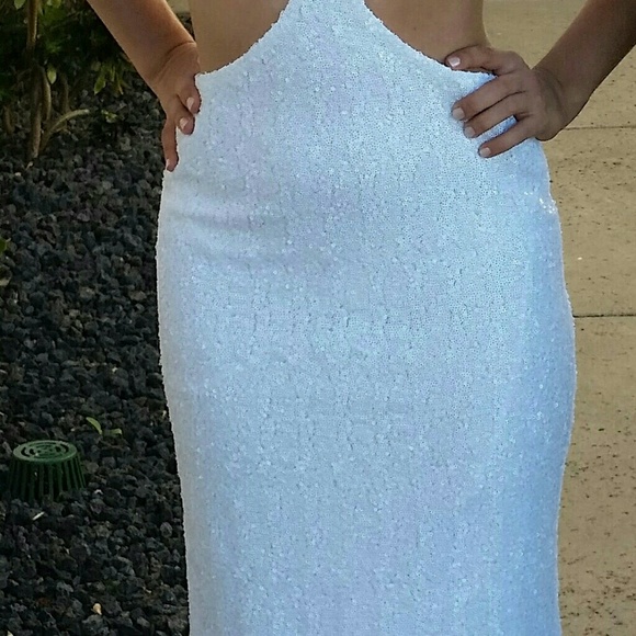 Prom/Ball dress - Picture 2 of 3