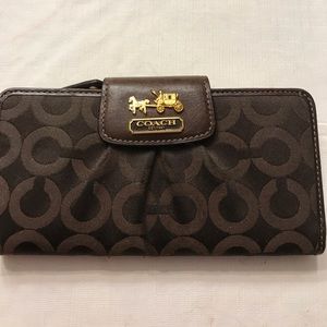 Coach wallet