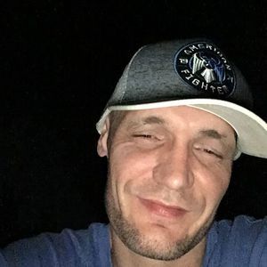 Meet your Posher, Cory