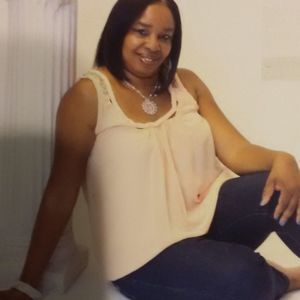 Meet your Posher, Elizabeth