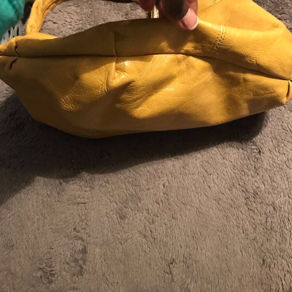 Handbag - Picture 4 of 5