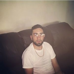 Meet your Posher, Victor