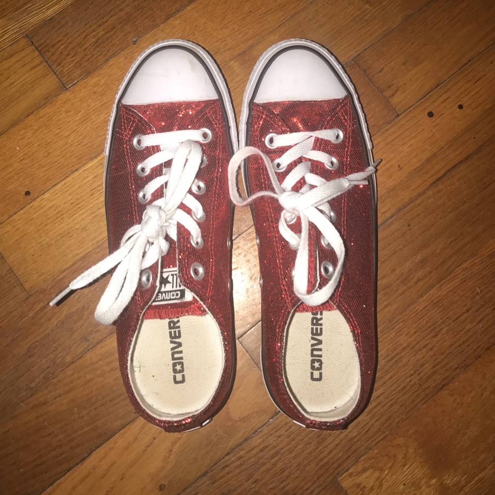 Converse sparkly red women's size 8