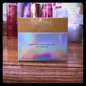 🌼 NWT 🌼 Prédiré Argon Oil Facial Peeling Gel