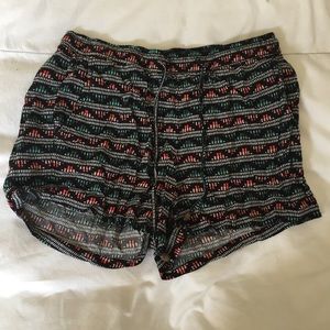 Flowy Shorts w POCKETS