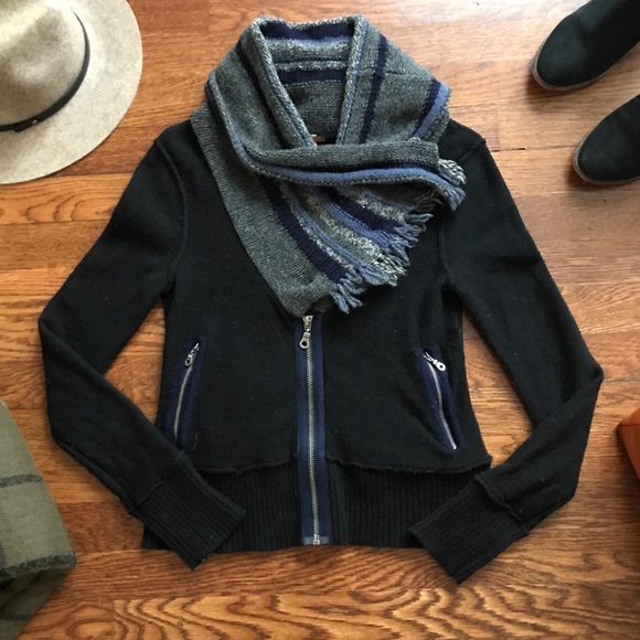 Free People Sweaters - Free People Cable Knit Scarf Sweater Zip