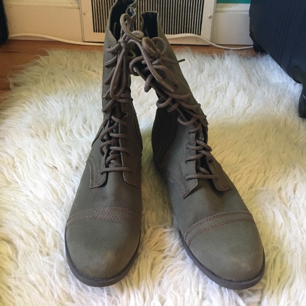 Army Green lace up / zip up combat boots