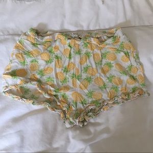 Flowy Pineapple Shorts!!