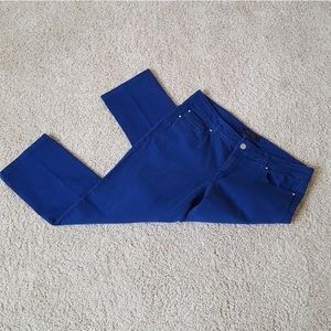 💠White House Black Market blue skinny crop sz 8❤️