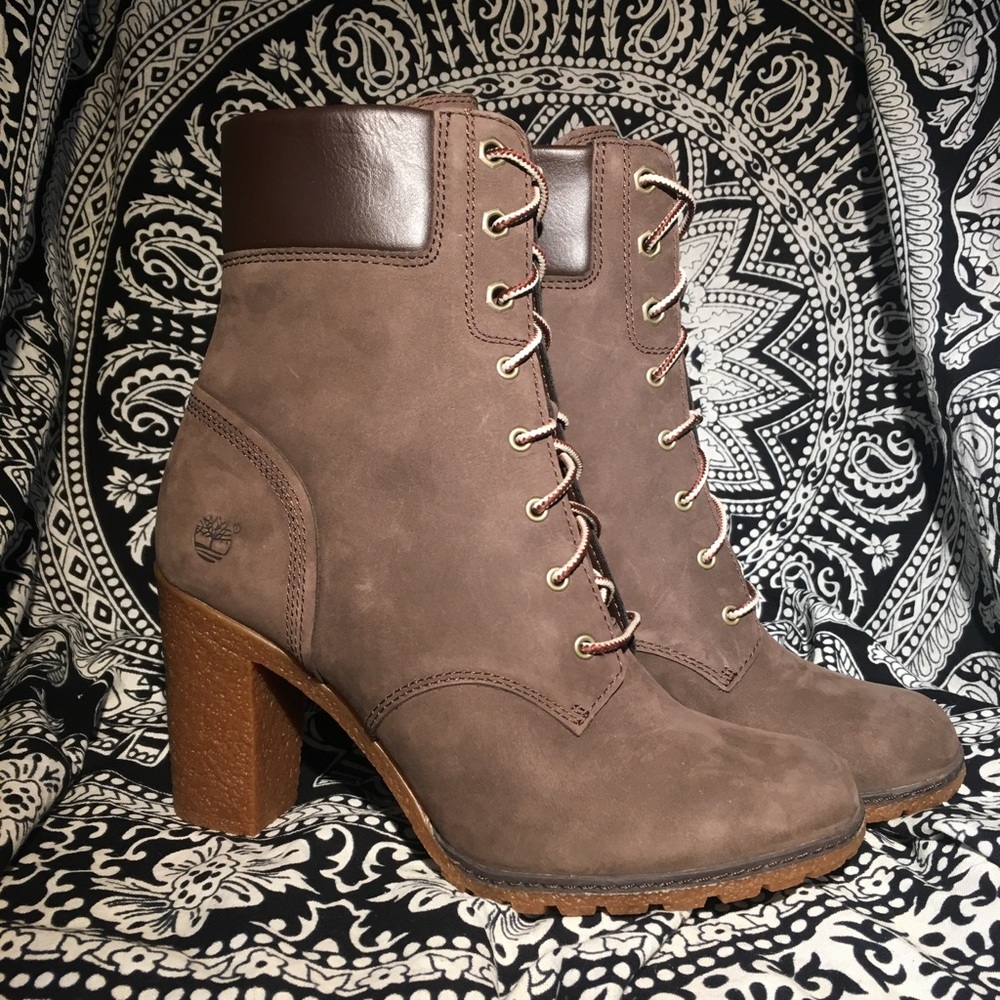 !!NEW!!  Timberland Brown Lace Up Heeled Bootie