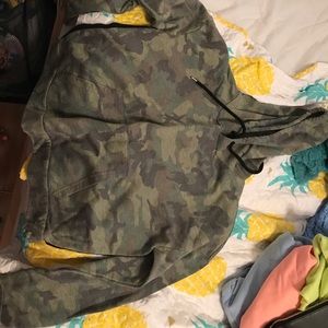 Cropped slightly camo hoodie