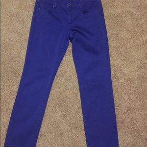 💠WHITEHOUSE BLACK MARKET SZ 8 ANKLE JEANS❤️