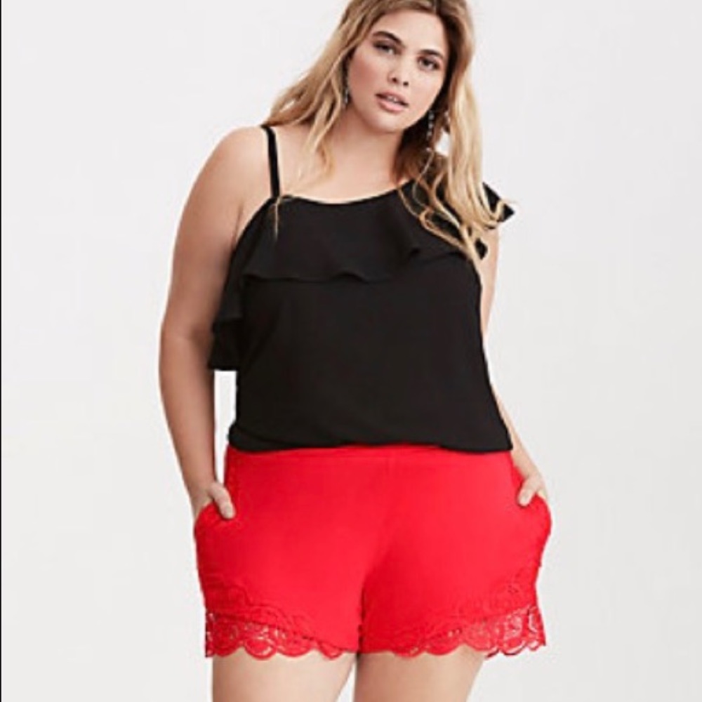 NWT Torrid Red Lace Trim Shorts