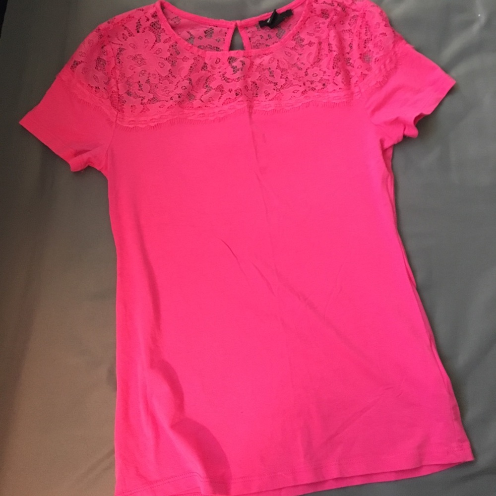 Pink H&m lace yoke tee