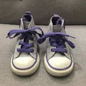 Toddler High-Top Converse Sneakers Size 6