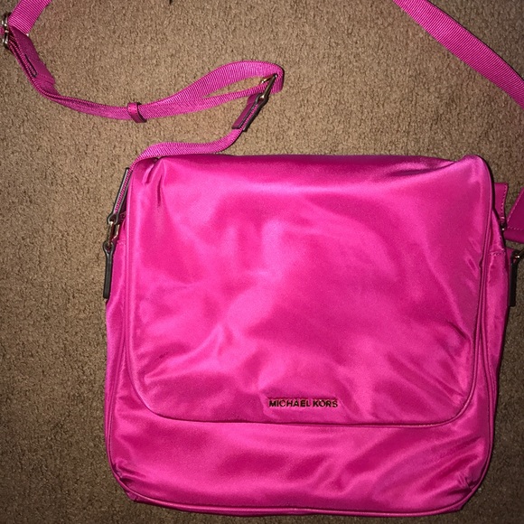 Michael Kors Womens Coated Canvas and Textile Liberia | Ubuy MK massager bag