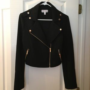 Marilyn Monroe black crop jacket