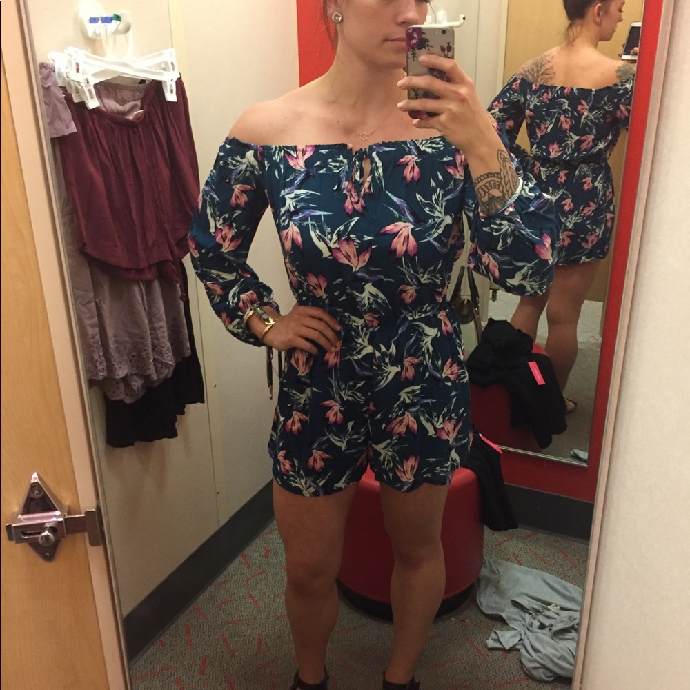 NWOT Floral romper