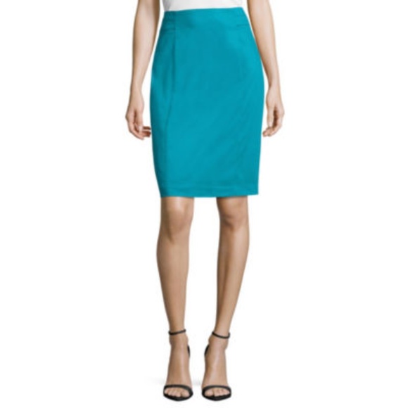 Worthington Dresses & Skirts - NWT Worthington high waisted pencil skirt size 6.
