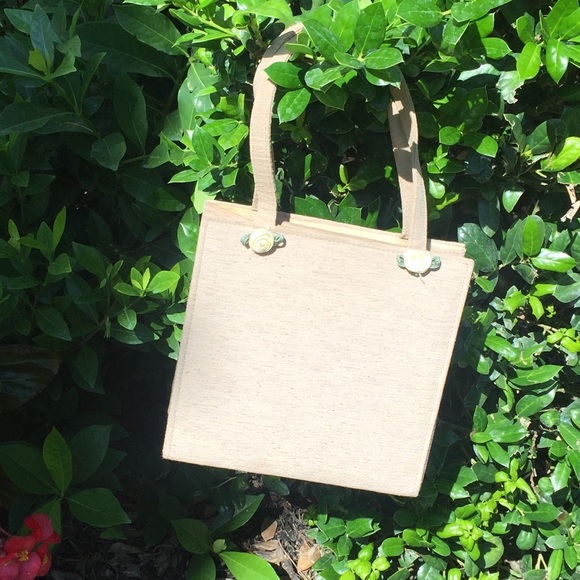 Dainty linen purse - Picture 5 of 5