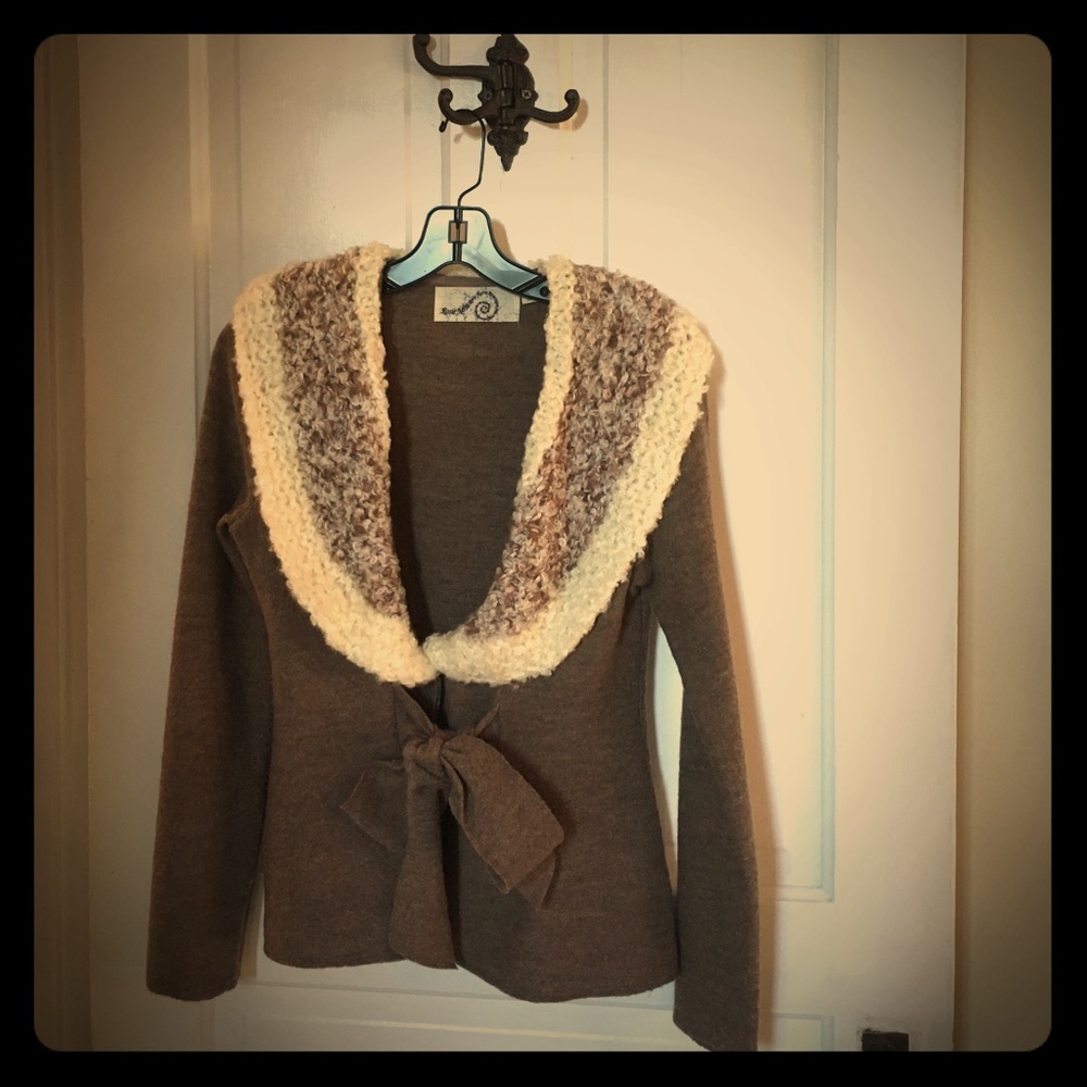 Anthropologie Wool light brown and ivory sweater