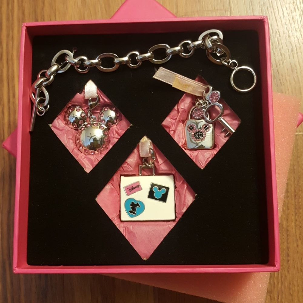 Disney mickey minnie charm bracelet w/ 3 charms