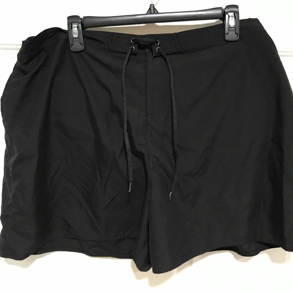 Women's swimsuit bottoms