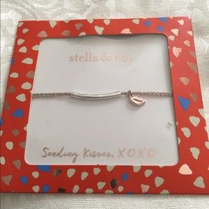Stella and Dot Bisous bracelet