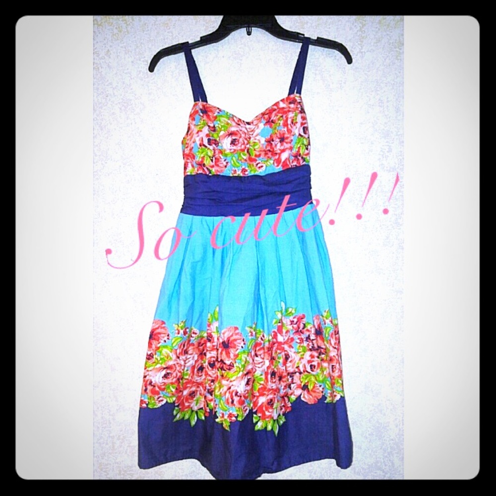 ❤️DRESS BARN SIZE 6 SUMMER DRESS - SO CUTE!!!🌺