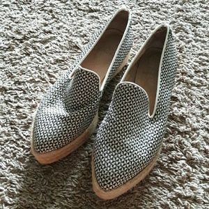 Lika mimika pointy loafers