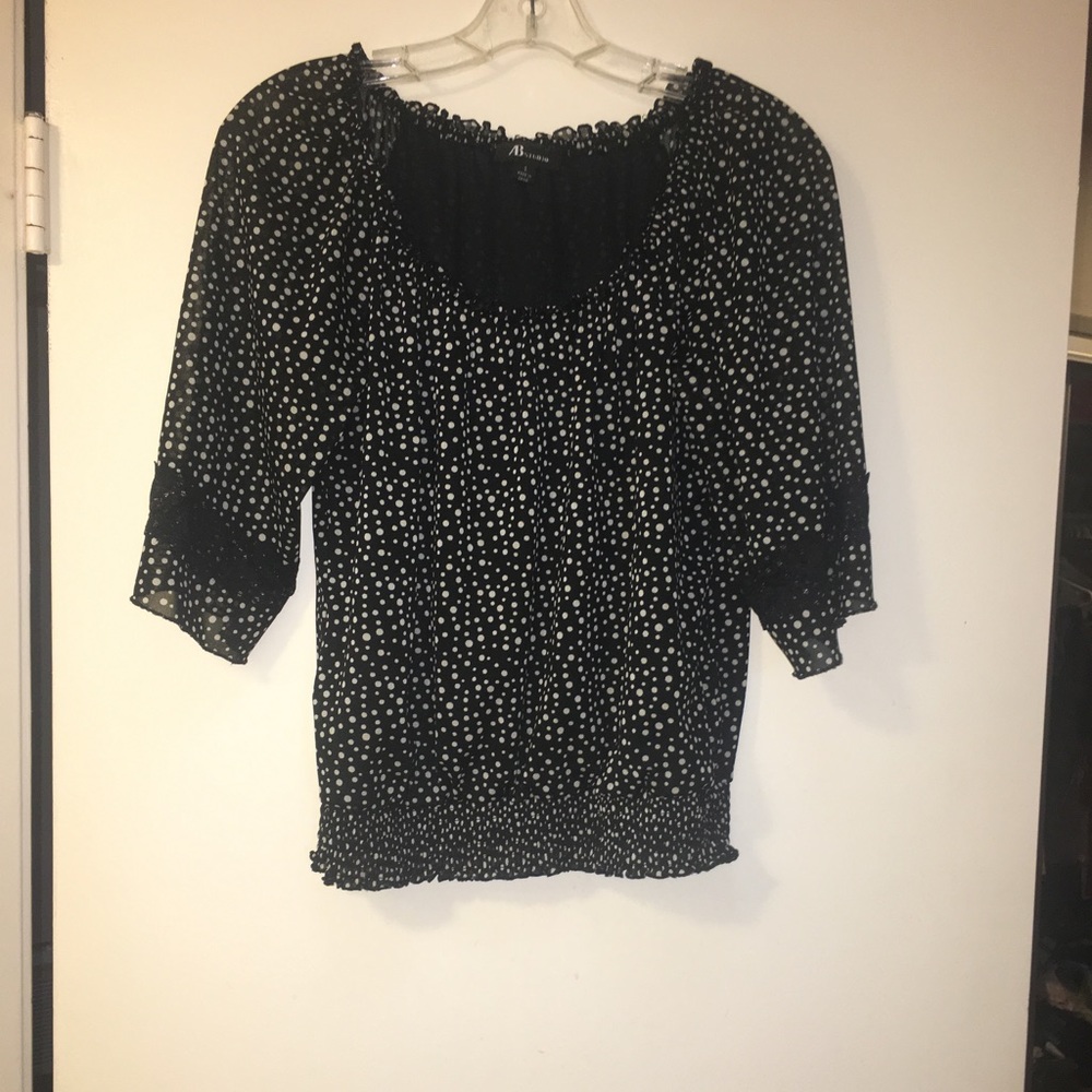 Black and white polka fit ABStudio top - S